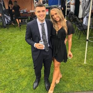 Meet your Posher, Mel